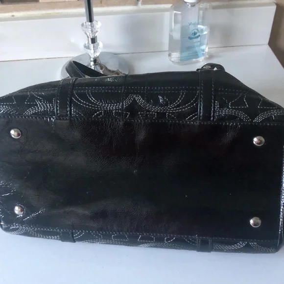 Coach purse - Picture 3 of 7